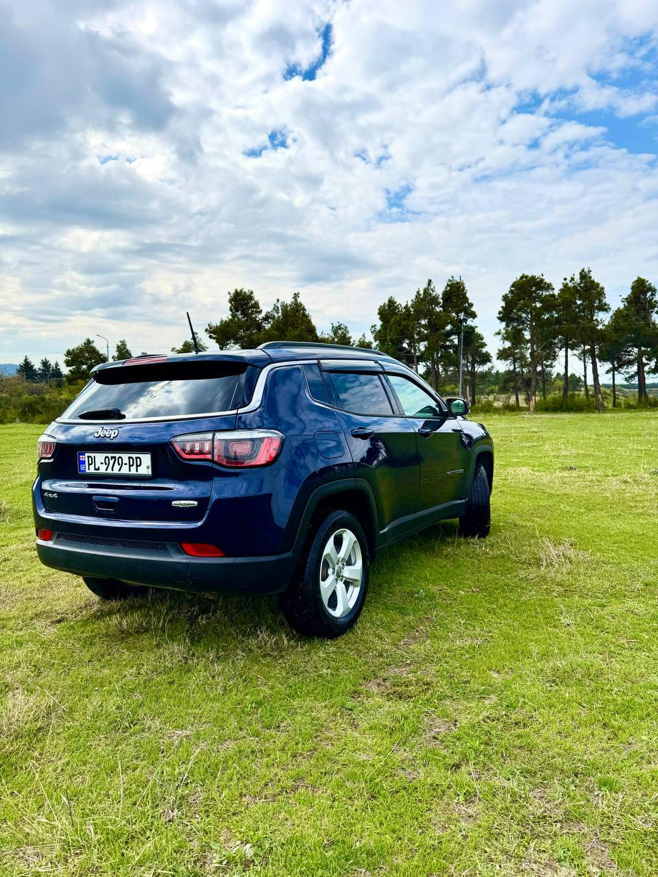 Fuel Consumption 10.5L/100KM (City) 8.5L/100KM (Highway)