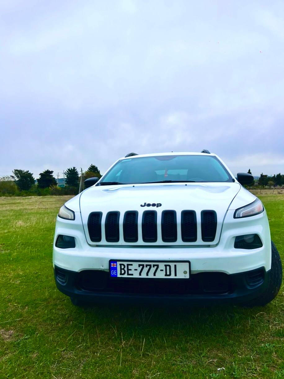 Fuel Consumption 10.5L/100KM (City) 8.5L/100KM (Highway)