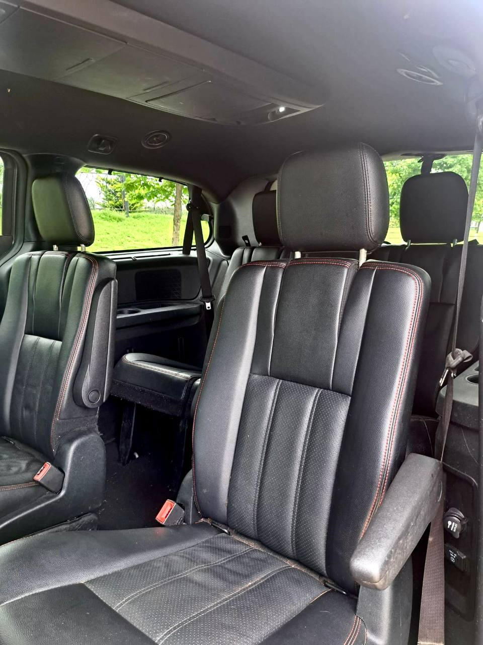 Ford 7 person