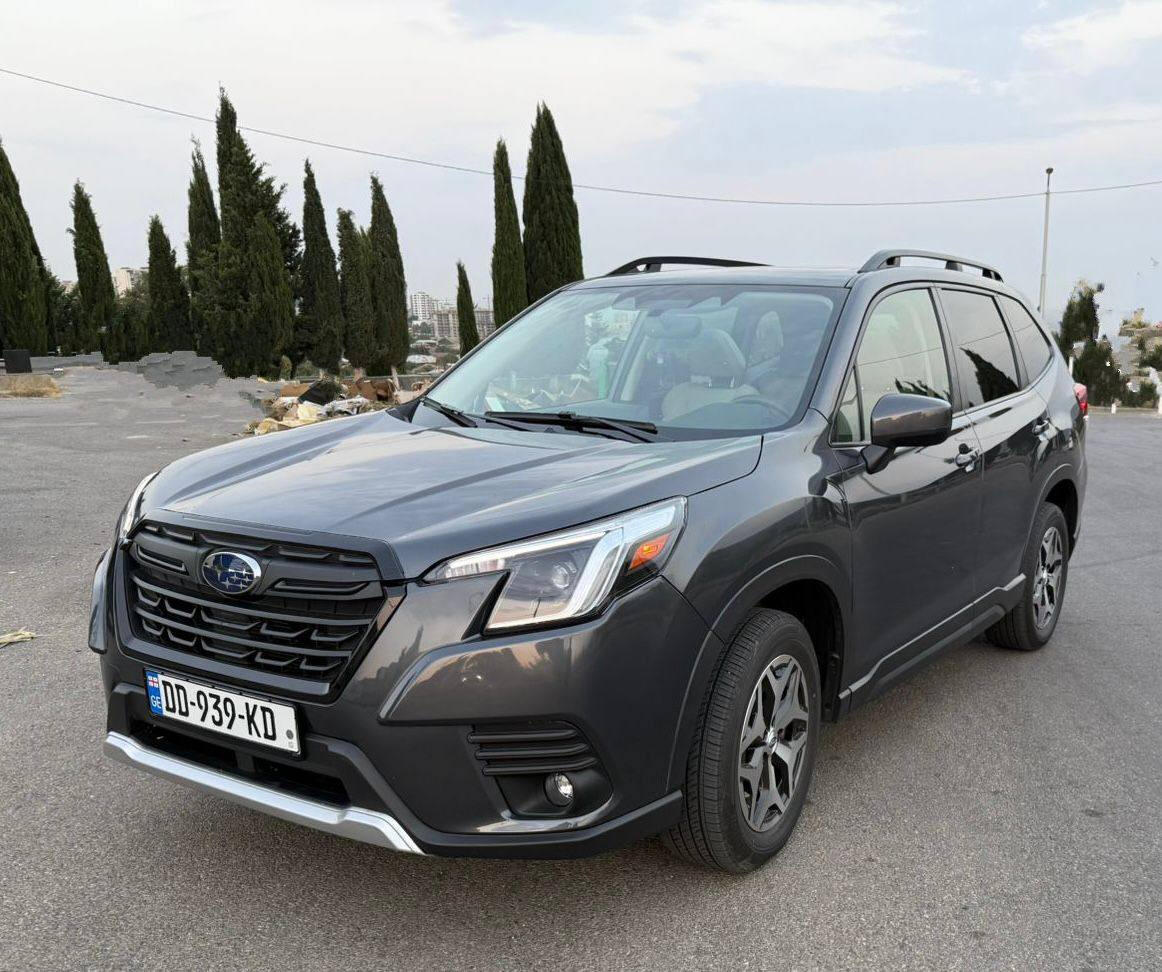 Fuel Consumption 10.0L/100KM (City) 6.5L/100KM (HIghway)